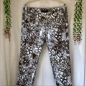 Peck & Peck Floral Print White & Brown Pants